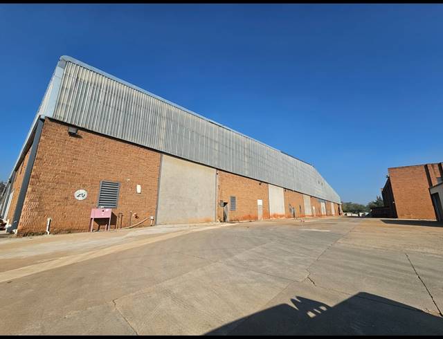 24,057M² WAREHOUSE TO LET IN WILBART